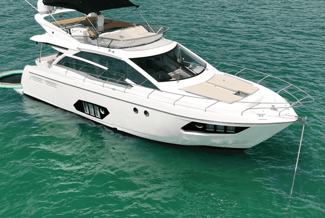 Absolute 60ft Disco Miami spacious sunbed area perfect for relaxing and enjoying the Miami sunshine