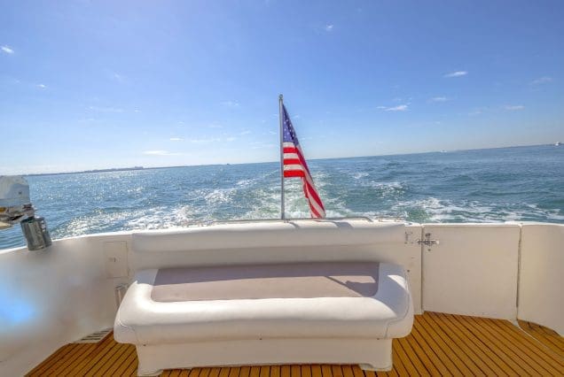 Sea Ray 45ft Sea Daze Miami convenient boarding area with easy access to all deck spaces