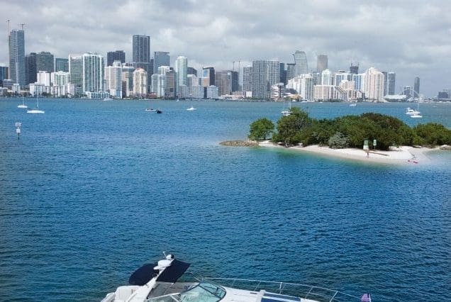 Blue Wave 45ft Miami luxury yacht available for unforgettable charter experiences